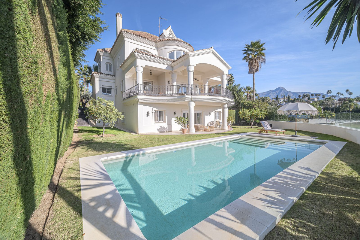 Nueva Andalucía, Marbella