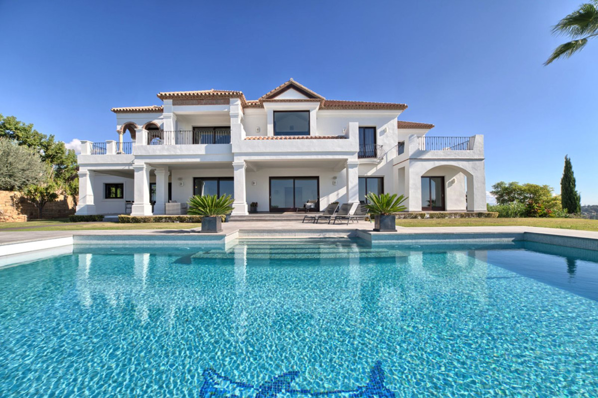 Los Flamingos, Benahavís